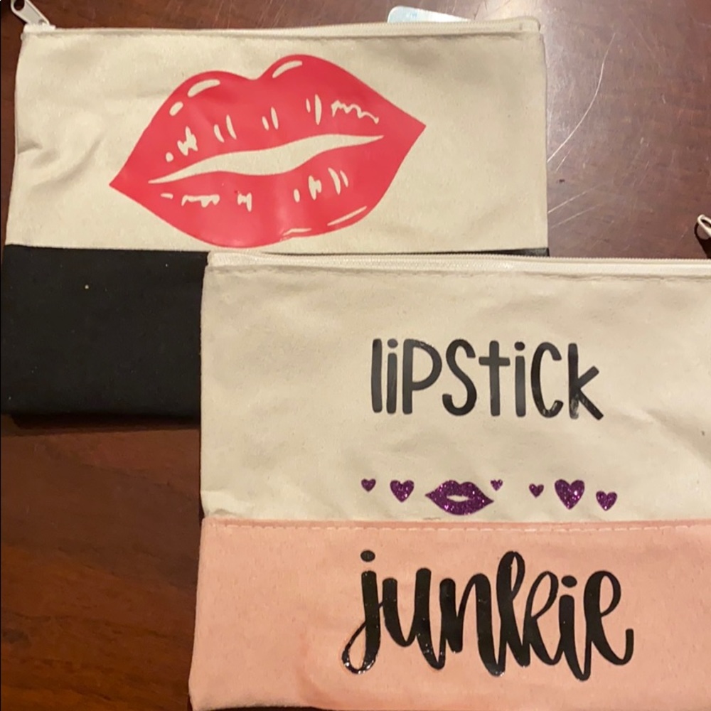 Personalized makeup bags !